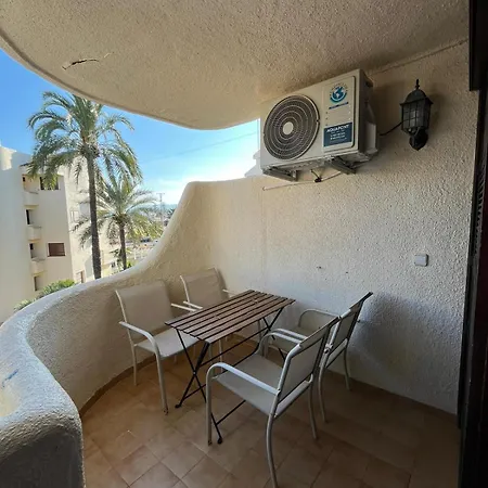 Apartment En La Felicidad